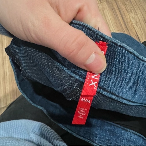 Spanx Jean-ish® Ankle Leggings - Picture 9 of 9